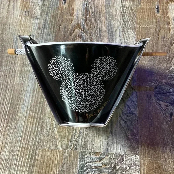Disney | Ramen Bowl & Chopsticks - Picture 1 of 4
